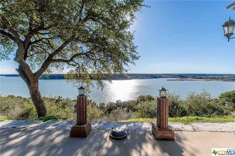 Belton Lake View, large patio, 4th bedroom option