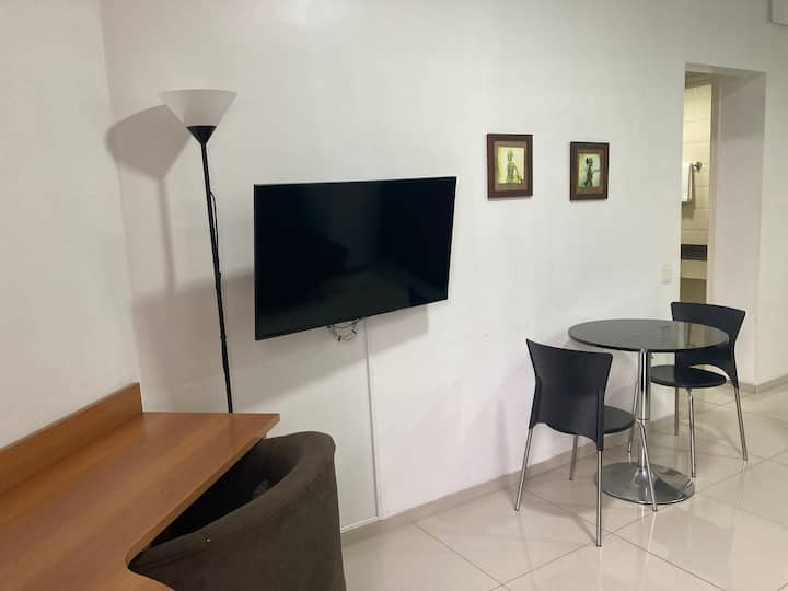 Flat Service Saojose Dos Campos Frente A Piscina - São José dos Campos