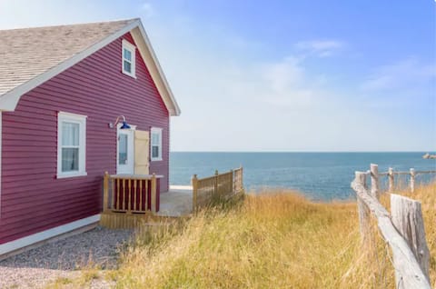 Cottage By the Sea - Caplin Cove Cottage Red