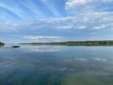 4 Bedroom 2 Bath Home on Beautiful Black Lake