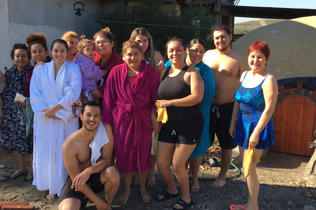 Disfruta de nuestra gran experiencia Temazcal Tépetl, depura y desintoxica cada órgano de tu cuerpo a través del poderoso vapor y hierbas. / Enjoy our Great experience Temazcal Tépetl thru the powerfull steam and herbs, detoxifing all your body organs.