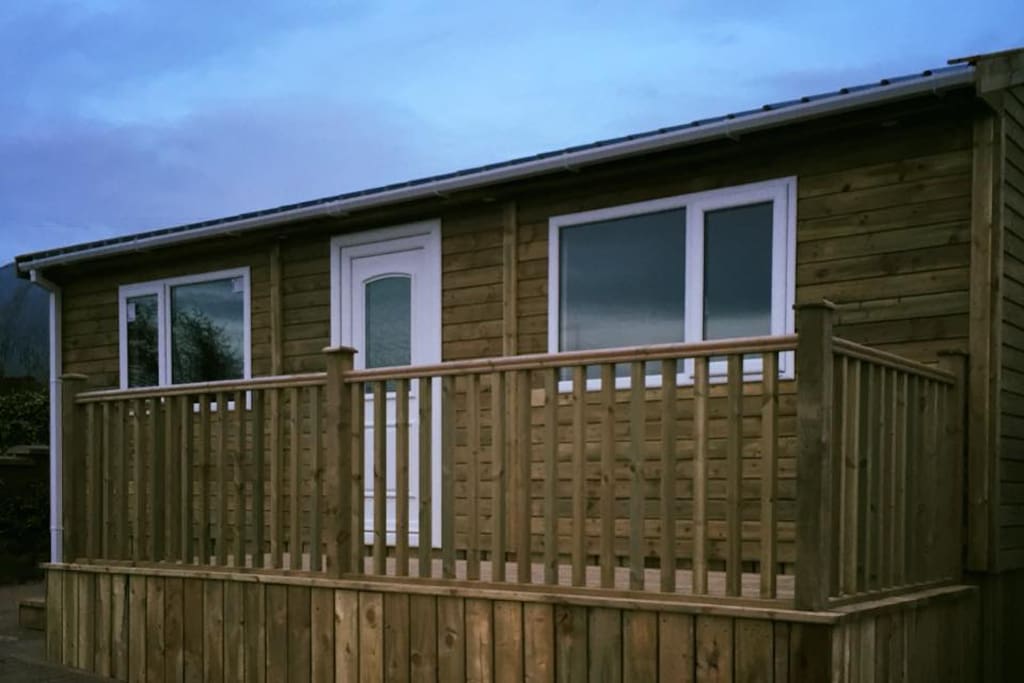 Fianna log cabin