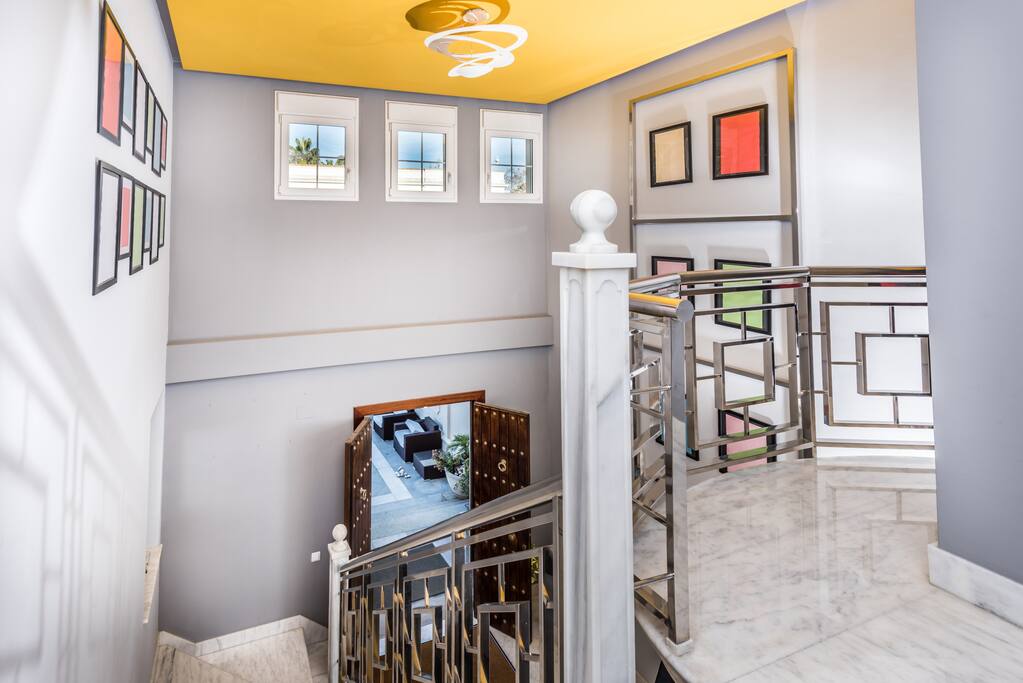The Entrance Hall from 1st floor