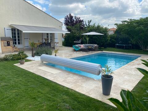Charente Maritime pool house