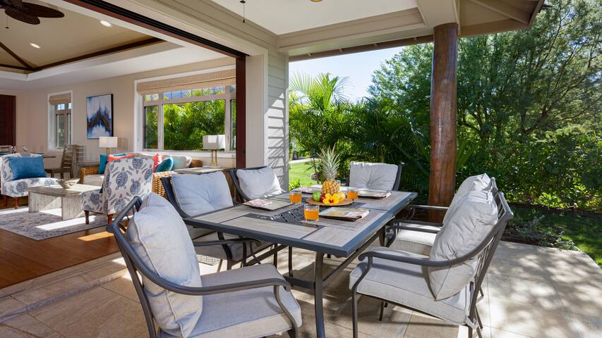 PiH ~ Dolphin Hale ~ Beach Club – Walk to Pools