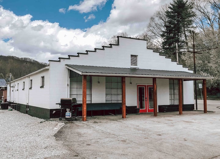 Gunter's Getaway - Windrock/Petros- Sleeps 16