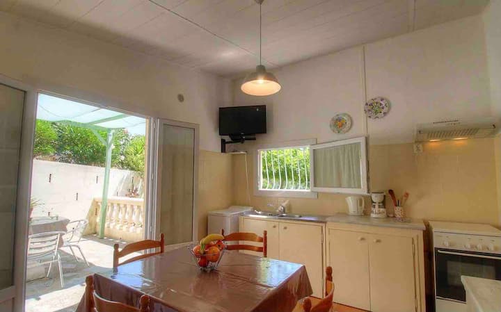 Gîte Les Lauriers Roses Avec Piscine Commune - Ajaccio