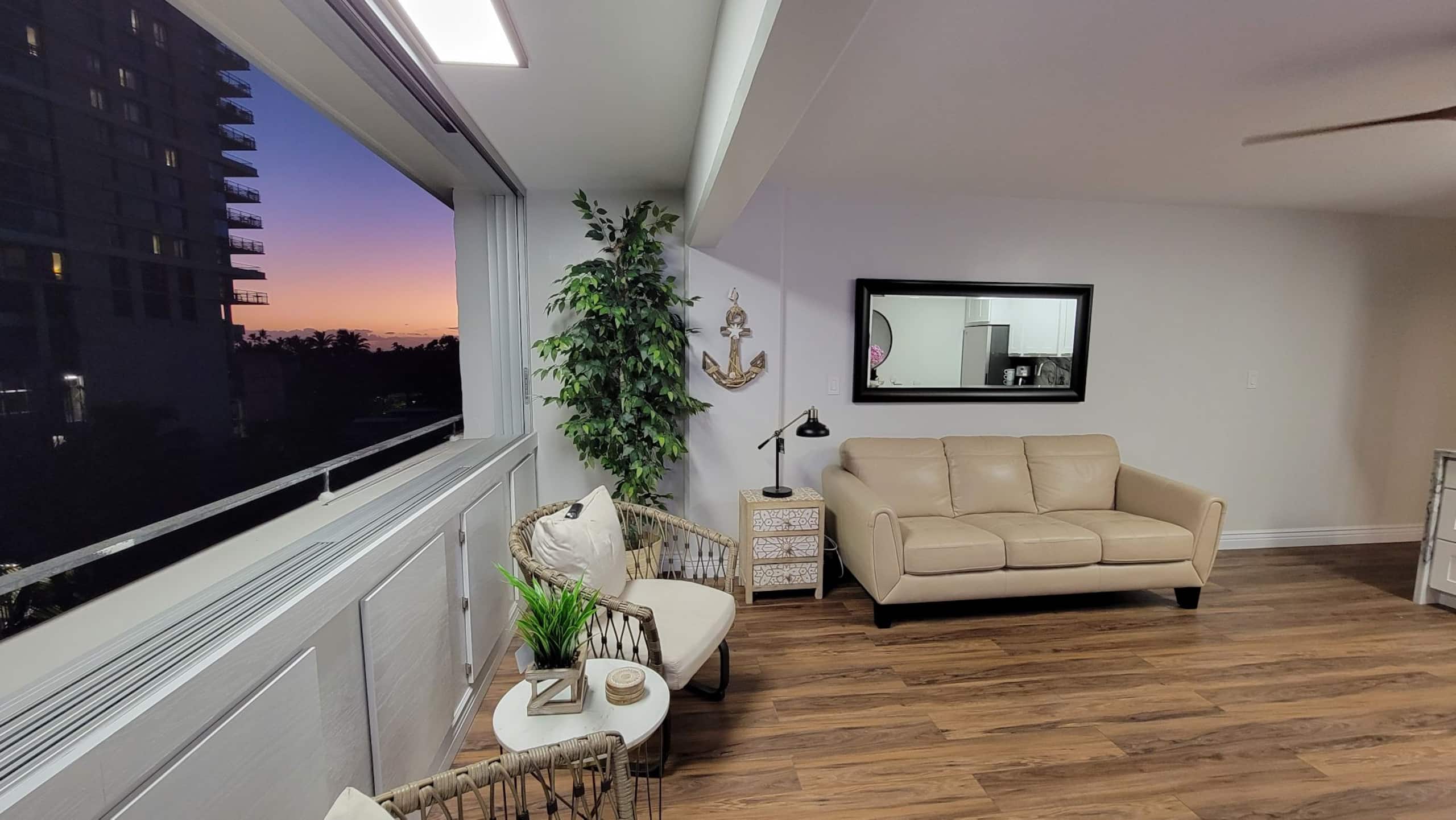 Condo in Honolulu · ★4.93 · 1 bedroom · 1 bed · 1 private bath - Image 1