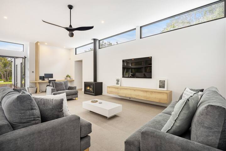 Family Holidays, Beach Walks, Rosetta in Sorrento gallery image 2