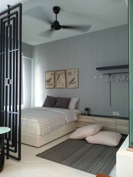 Cosy queen sized bed!
