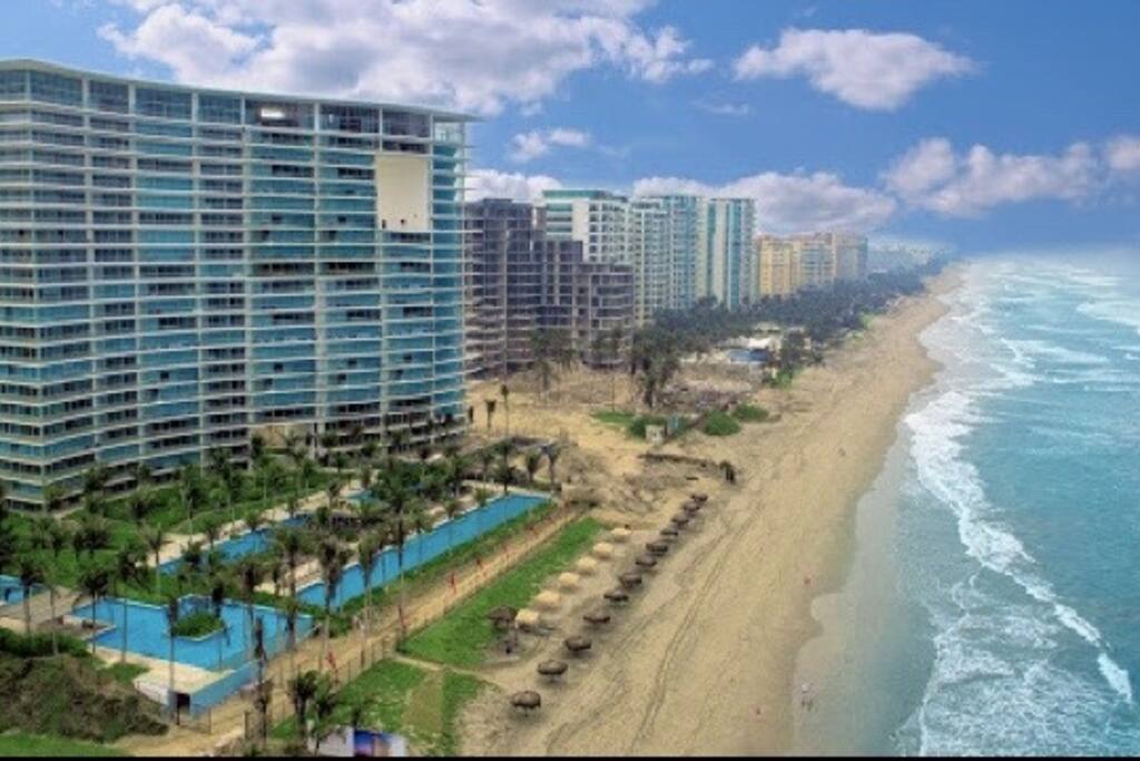 Super ubicación y playas limpias, seguras y sin ambulantes