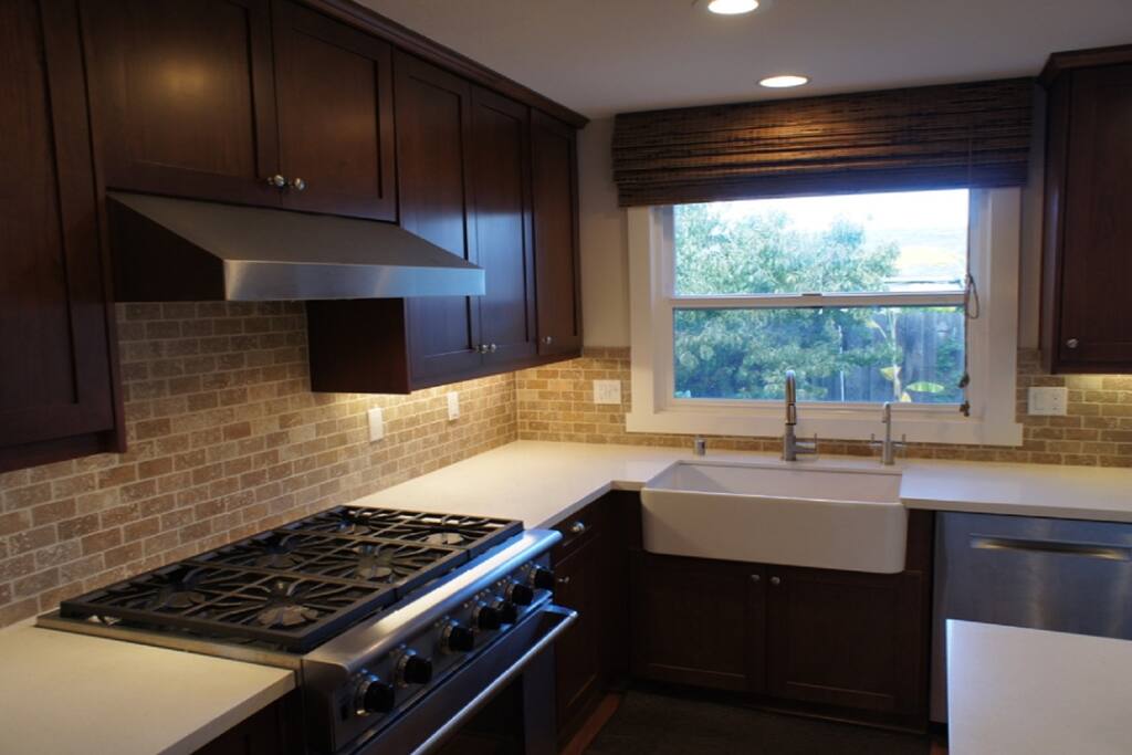 Six Burner Cooktop