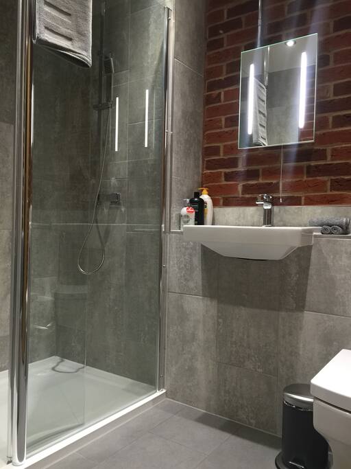 En suite bathroom