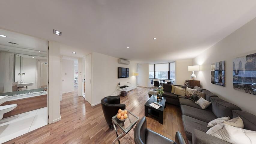 Luxury and Modern Apartment with AC