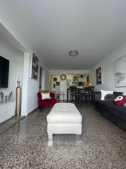 2nd Apartment near airport