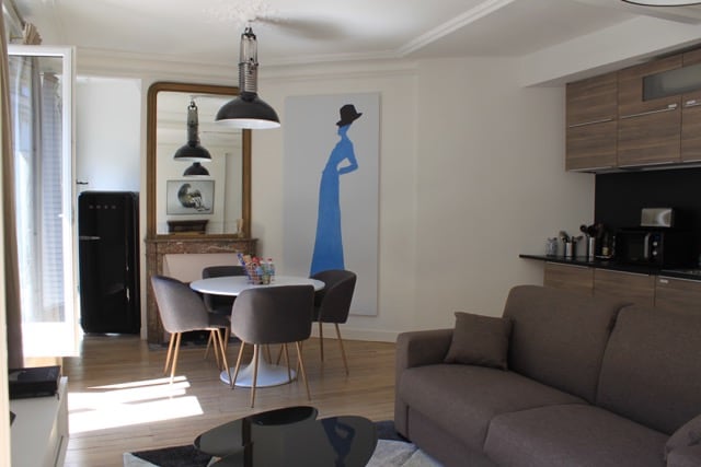 Sallë pritjeje / Dhomë ngrënieje