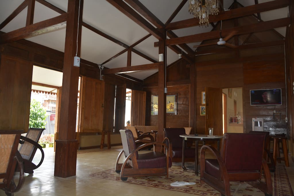Ngelodji In Common Area