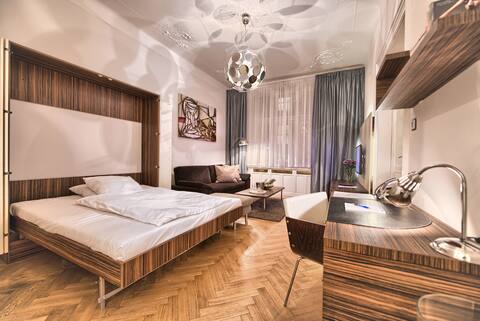 B31-Luxury Serviced 76m2 in Center