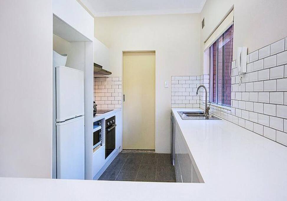 Open plan kitchen. Uncluttered.