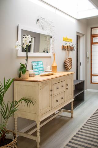 Bright & Spacious Hout Bay Home With Natural Tones gallery image 3