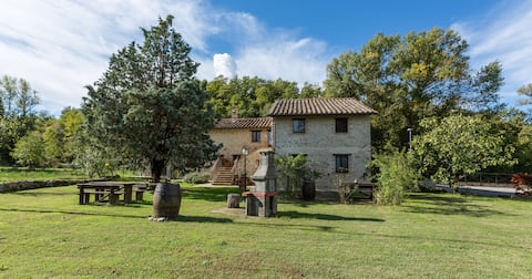 Top Airbnb: Apartment Zafferano in Piegaro