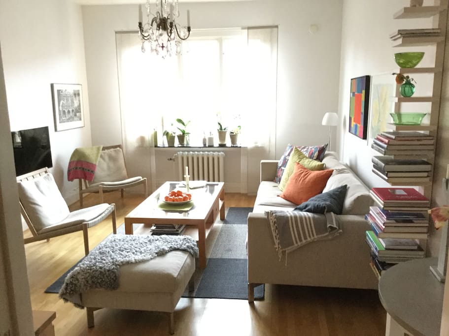 Vardagsrum med plats för umgänge