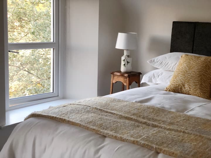 Kilcon Farmhouse (Newry Armagh) Cottages for Rent in Loughgilly