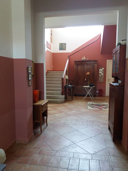 Entrance hall/Eingangshalle/hall d'entrée/ingresso