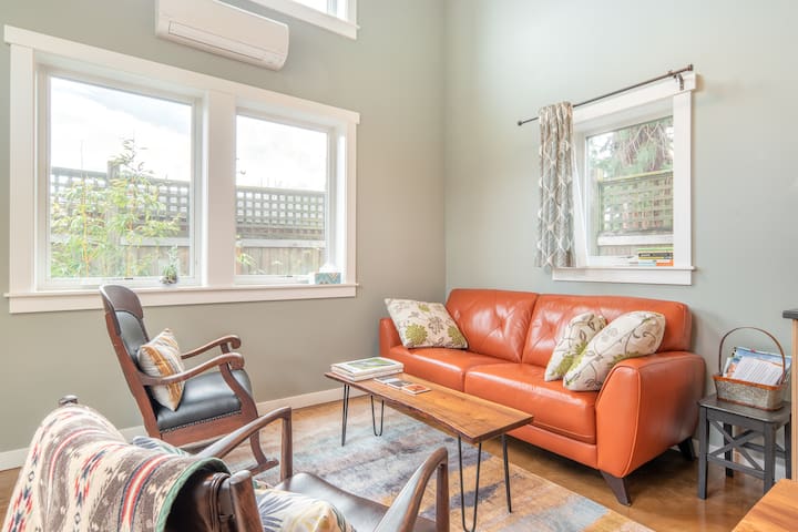 Mount Tabor Hideaway