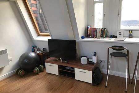 Crash pad in the heart of the city