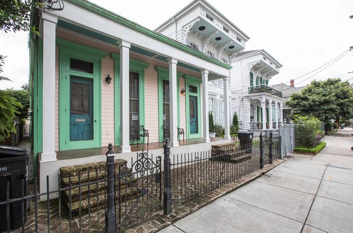 Amazing Magazine St. Home!