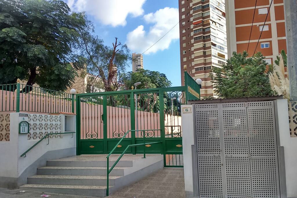 Entrada a la comunidad