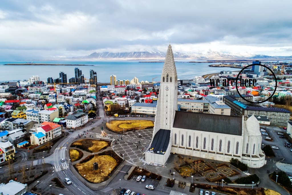 here we are, in a short walking distance to all places downtown... view over Hallgrímskirkja church