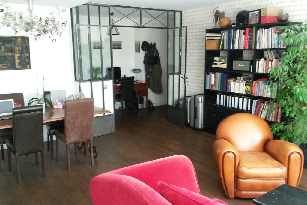 salon, salle à manger (6 chaises)