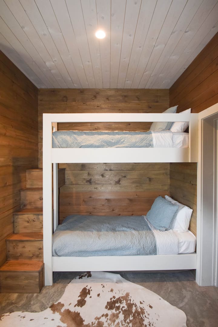 Schlafzimmer 4