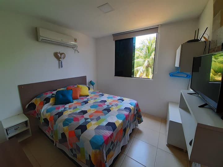 Chumba kilicho na kitanda cha watu wawili, Televisheni mahiri iliyo na chaneli za Anga na kiyoyozi