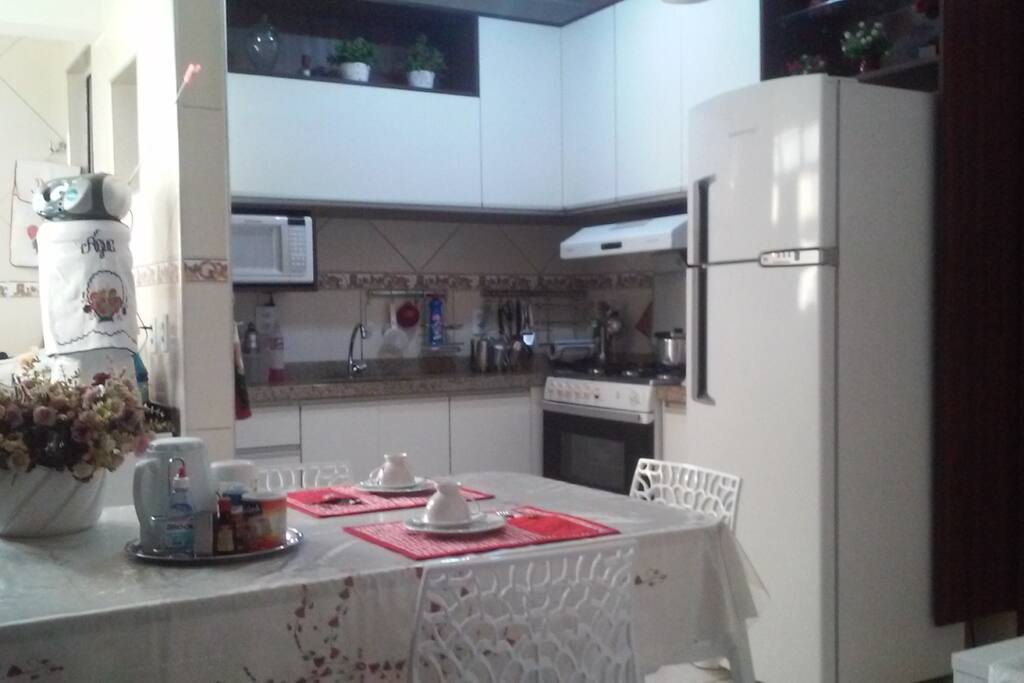 Cozinha. (Café da manhã)