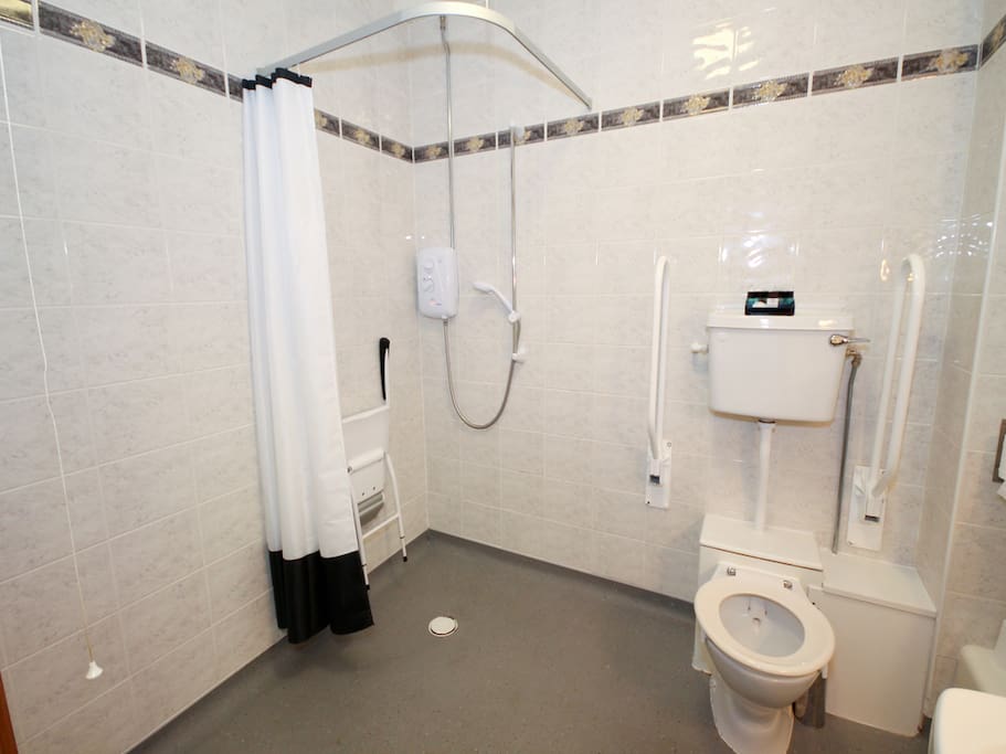 Disability Access Roll-In Shower