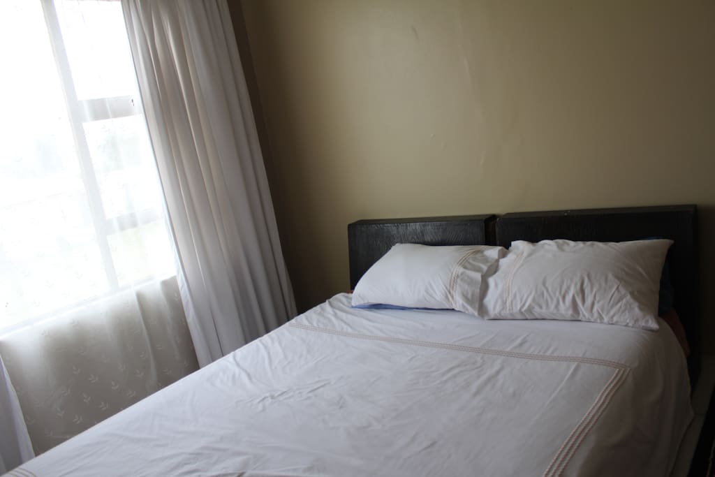 room 1 with queen size bed