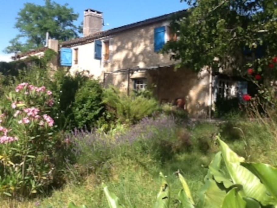 Fermette au milieu de la nature