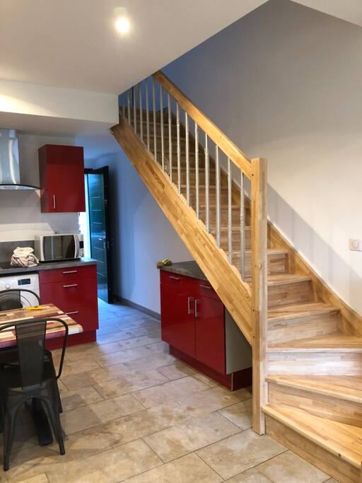 escalier menant à la chambre
