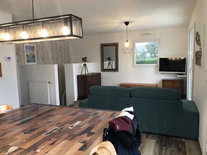 Maison Lumineuse Avec Terrasse – 3 Chambres - Landerneau