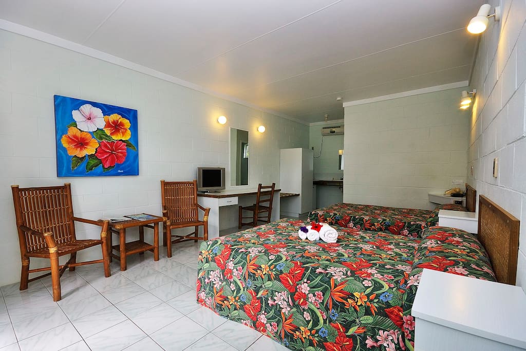 Guest room
