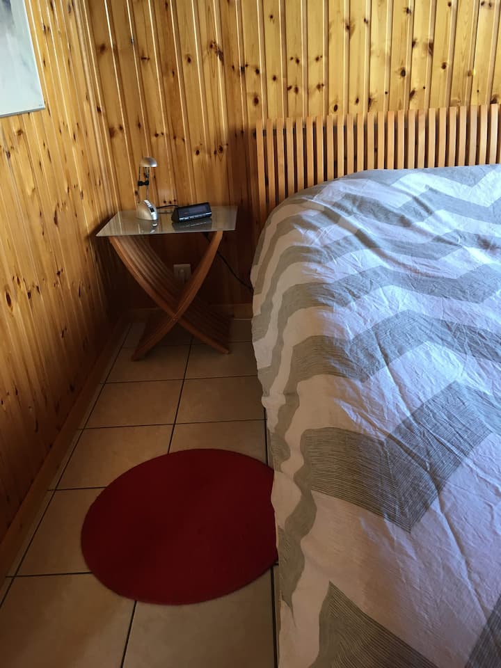 Bed beneden 180X200 CM