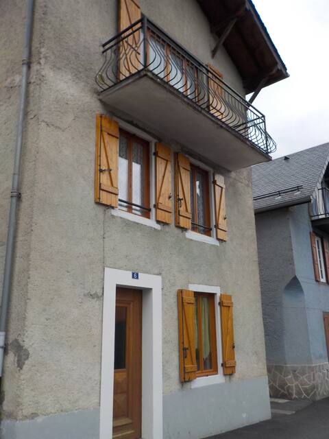 Mountain home in Saint-Mamet, Luchon