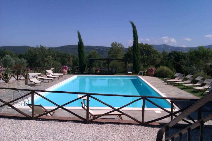 Joli Logement Pour Deux Couples à Montebamboli - Massa Marittima