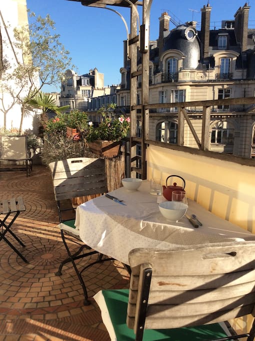 Enjoy your breakfast outside