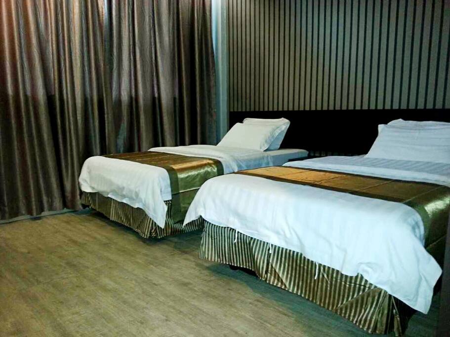 2 Twin Bed