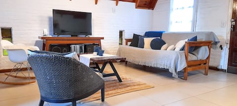 Top Airbnb: Casa La Bruja en Los Acantilados