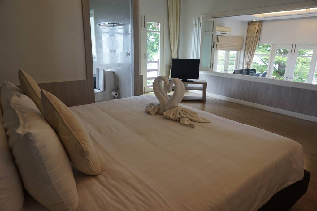 Three Bedroom Beachfront Private Pool Villa